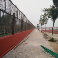 锦西工业学校校园围墙改造和废弃河道回填工程